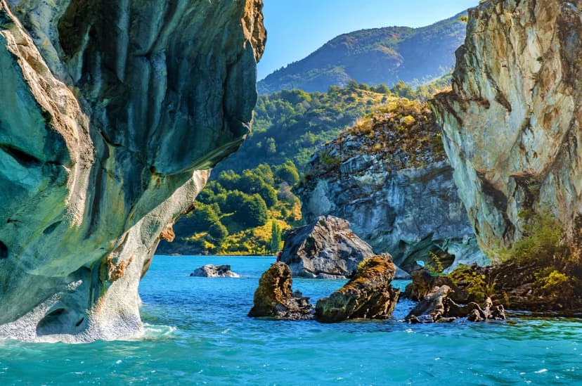 discovering-chiles-marble-caves-a-travelers-guide-to-natures-masterpiece